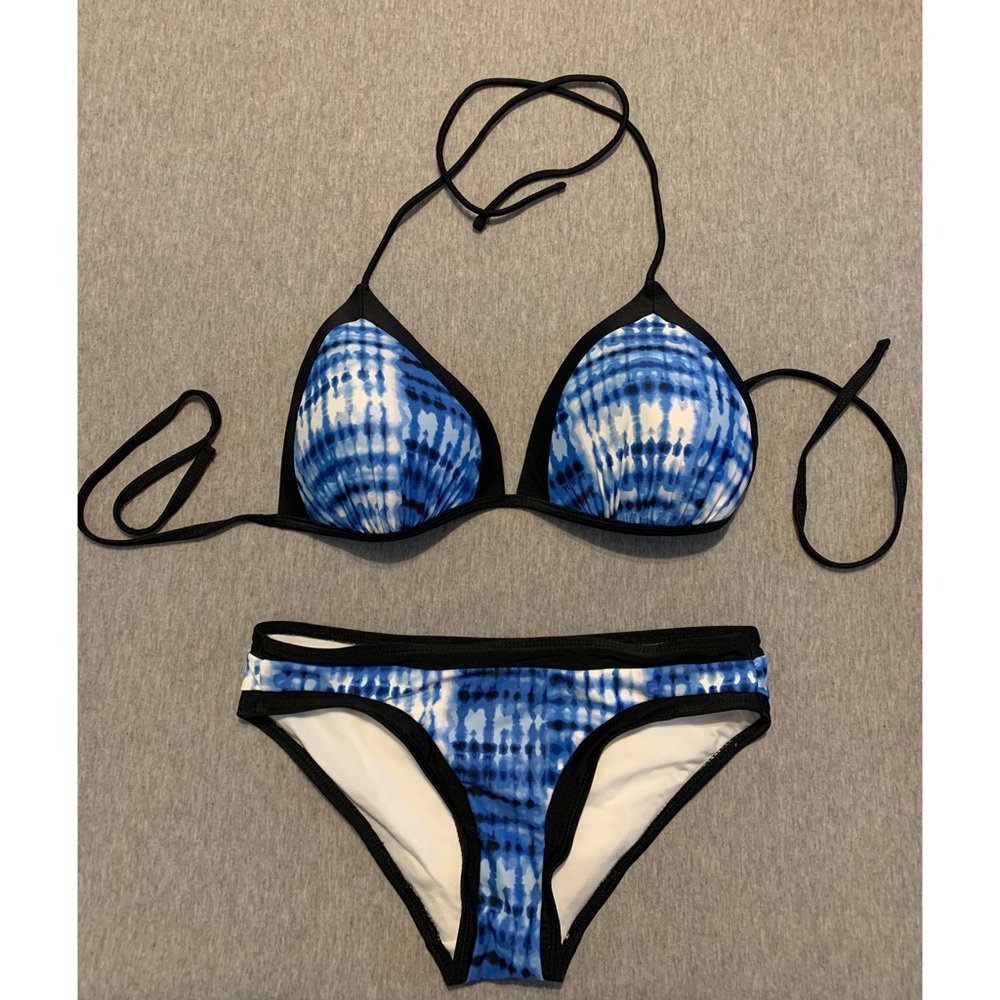 Blue & White push up Bikini set🌴